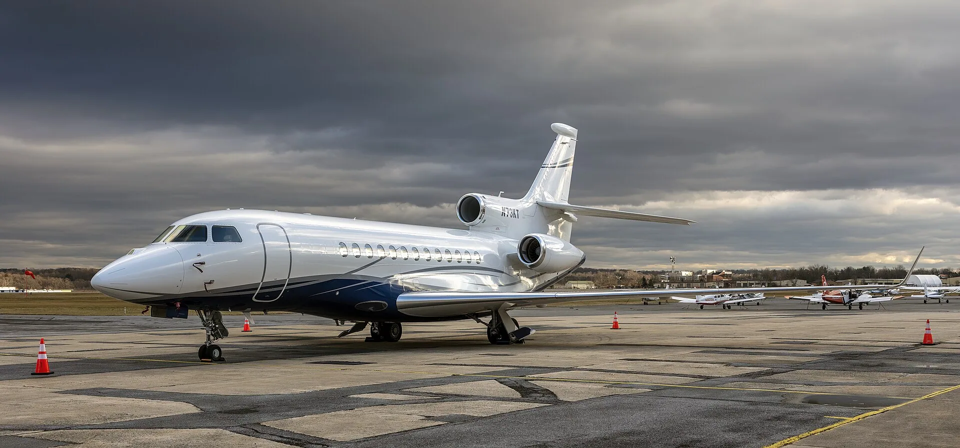 Dassault Falcon 7X private jet on the tarmac, available for charter