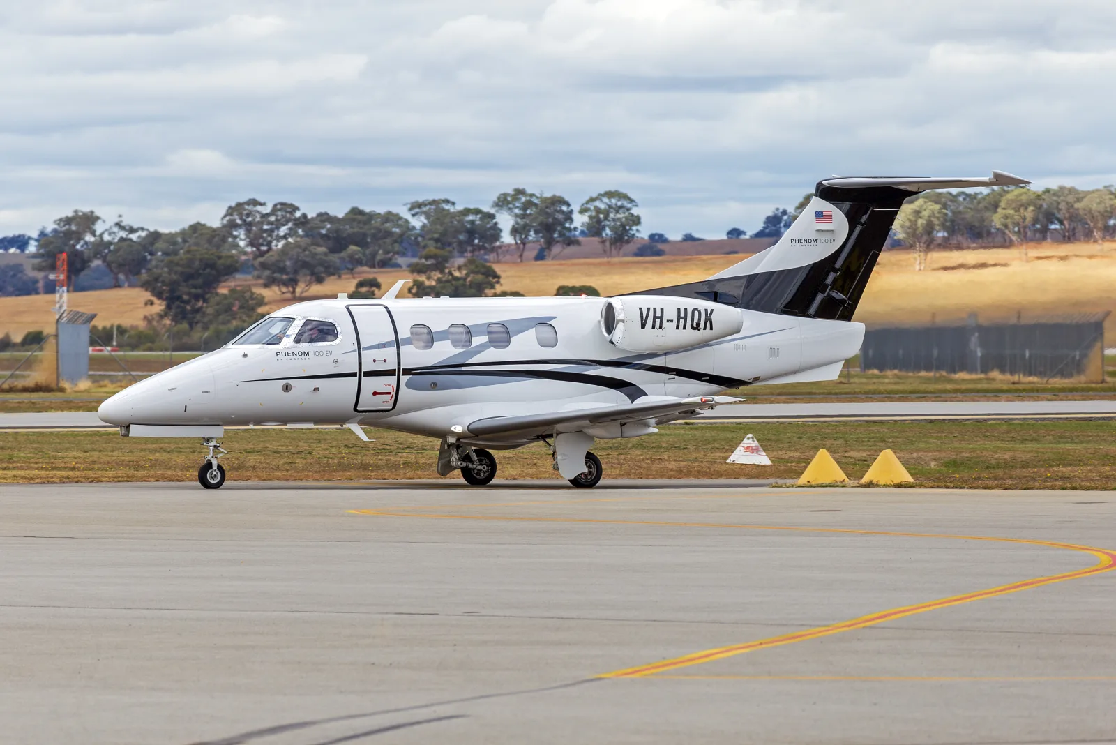 Embraer Phenom 100EX